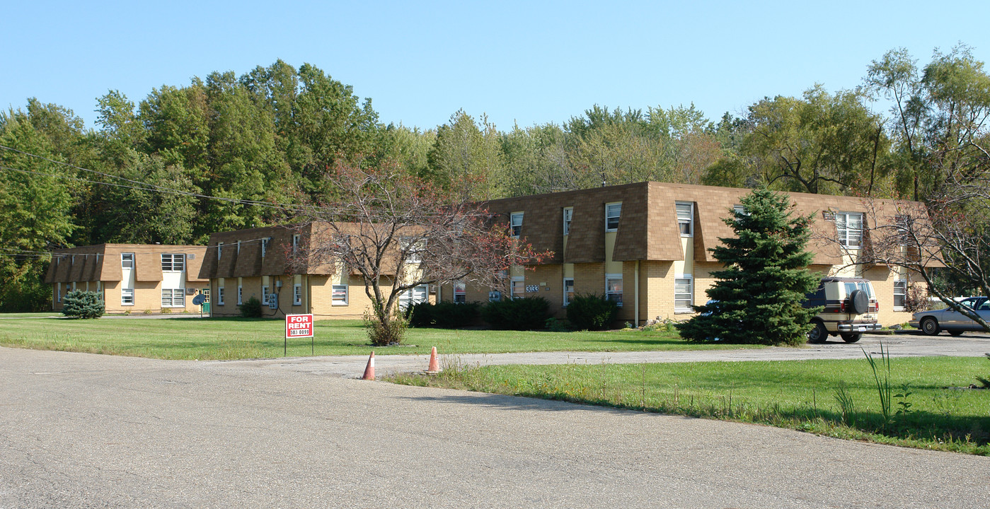 3029-3037 Frederick St in Youngstown, OH - Building Photo