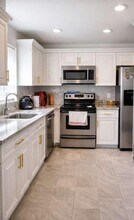 6843 NW 29th Ave in Fort Lauderdale, FL - Building Photo - Building Photo