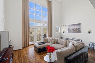 1318 N Cleveland Ave, Unit 3N in Chicago, IL - Building Photo