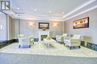 3 Greystone Walk Dr in Toronto, ON - Building Photo - Building Photo