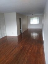 2139 Spring Park Rd, Unit #4 in Jacksonville, FL - Building Photo