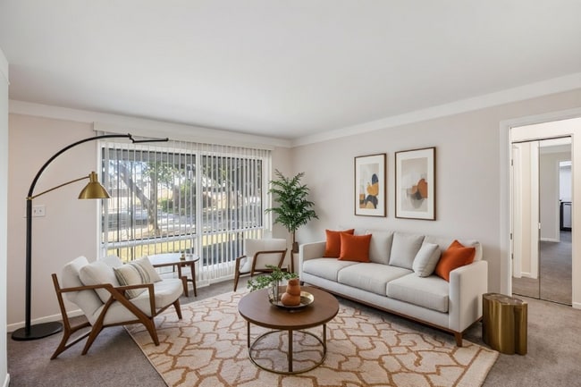 4704 Briarwood Ave in Royal Oak, MI - Building Photo - Building Photo