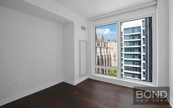 400 W 113th St in New York, NY - Building Photo - Building Photo