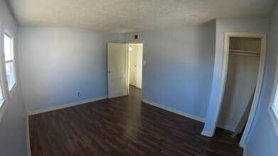 228 Bonnie Ln in Louisville, KY - Building Photo - Building Photo