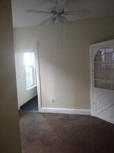 1607 Derry St in Harrisburg, PA - Foto de edificio - Building Photo
