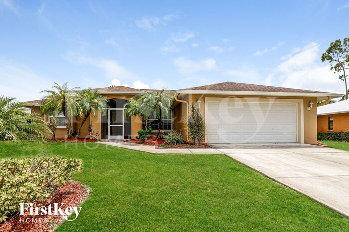 18253 Apple Rd in Ft. Myers, FL - Building Photo