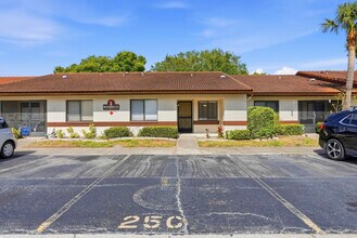 7360 Ulmerton Rd, Unit 25C in Largo, FL - Building Photo - Building Photo