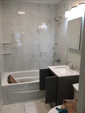 235 Lawrence Ave, Unit 2 in Hasbrouck Heights, NJ - Building Photo - Building Photo