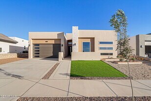 828 Eltham Dr in Horizon City, TX - Building Photo