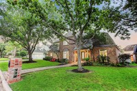 15807 Fleetwood Oaks Dr in Houston, TX - Foto de edificio - Building Photo