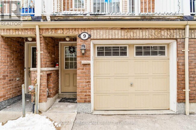 9 Cooperage Ln in Ajax, ON - Building Photo - Building Photo