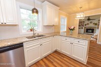 326 Forest Grove Ave photo'