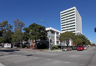 The Arizona in Santa Monica, CA - Building Photo - Building Photo