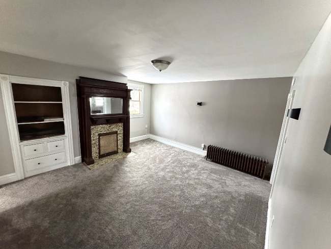 214 S Birmingham Ave, Unit 2 in Pittsburgh, PA - Building Photo - Building Photo