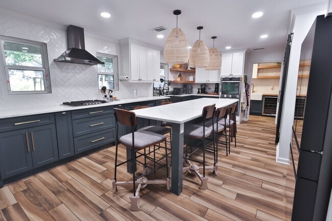 property at 16322 Southampton Dr