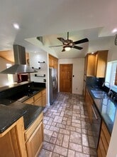 17130 Advantage Pointe Ct in Bakersfield, CA - Building Photo - Building Photo