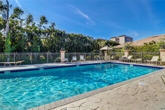 14813 Laguna Dr in Ft. Myers, FL - Building Photo - Building Photo