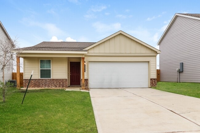 property at 5573 Fox Blf Dr