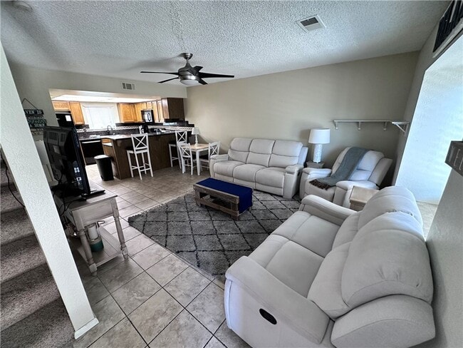201 Riverfront Dr in Bullhead City, AZ - Building Photo - Building Photo