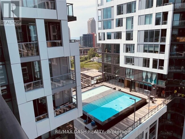 576 Front St W in Toronto, ON - Building Photo - Building Photo