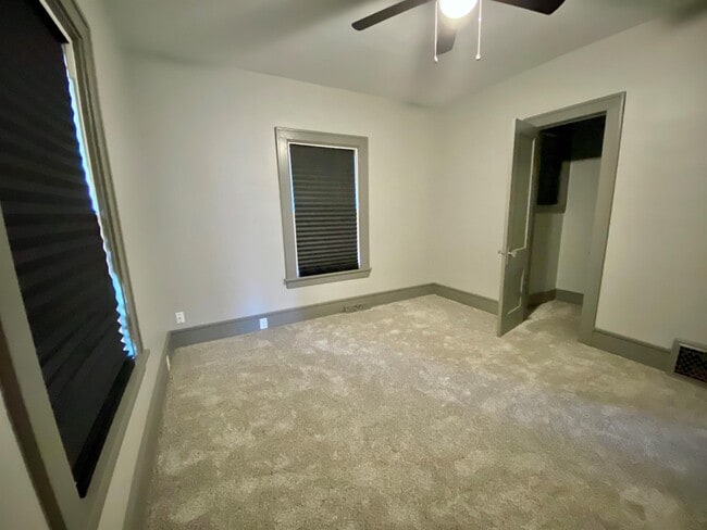 property at 640 E Dover Ct