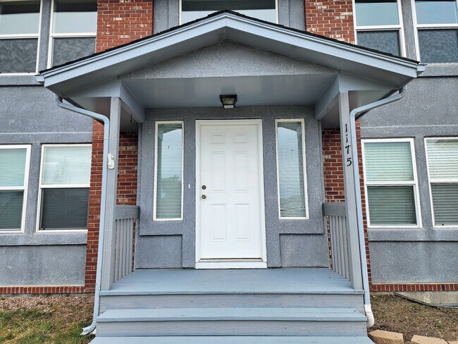 property at 1175 Goodview Ct