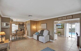 5103 SW 128th Pl in Miami, FL - Building Photo - Building Photo