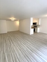 1849 S Bentley Ave in Los Angeles, CA - Building Photo - Building Photo