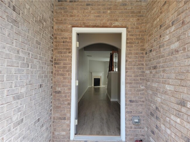 4005 Labrador Way in Lilburn, GA - Building Photo - Building Photo