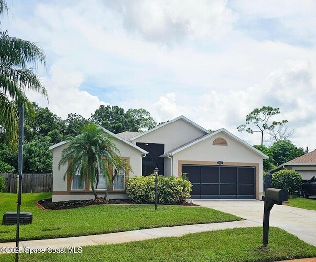 property at 1736 Vista Lake Cir