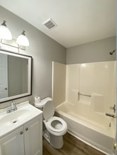 2105 Henderson Dr in Opelika, AL - Building Photo - Building Photo