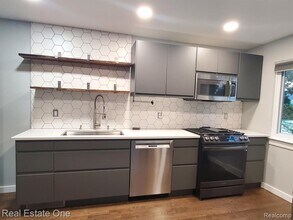 607 Cherry Ave in Royal Oak, MI - Building Photo - Building Photo