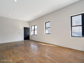 846 N Ashland Ave-Unit -2R in Chicago, IL - Building Photo - Building Photo