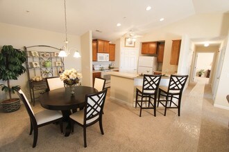 Wales Crossing in North Canton, OH - Foto de edificio - Building Photo