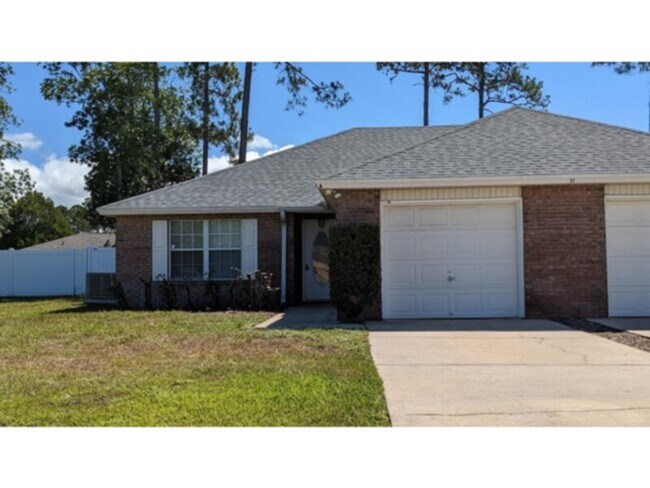 11 Zoeller Ct in Palm Coast, FL - Building Photo - Building Photo