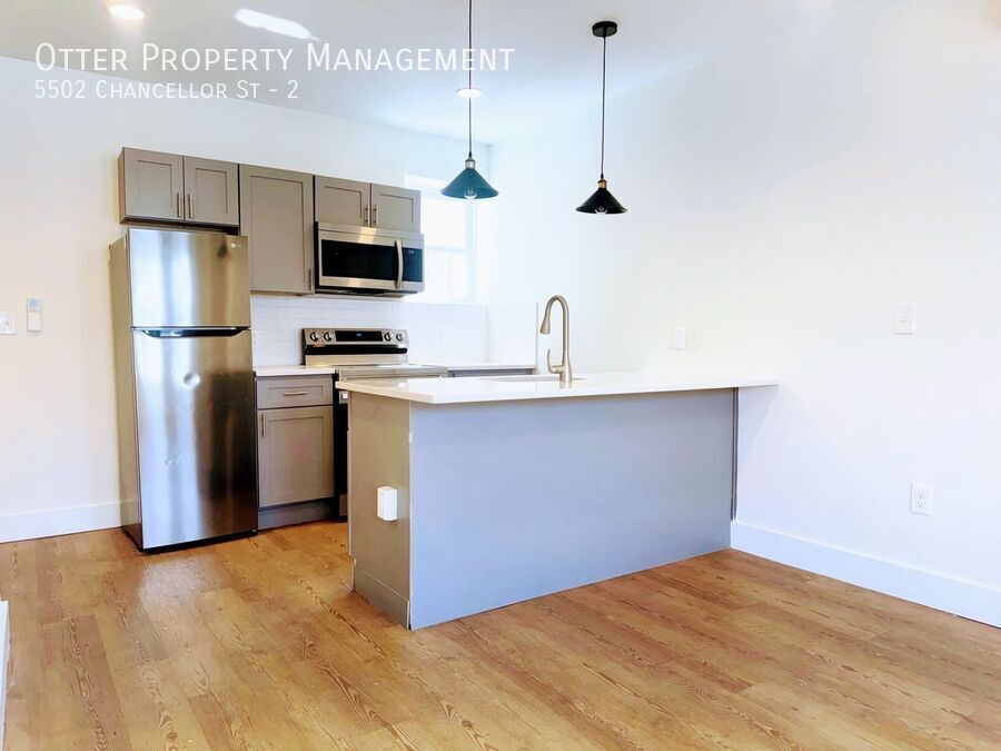 5502 Chancellor St in Philadelphia, PA - Building Photo