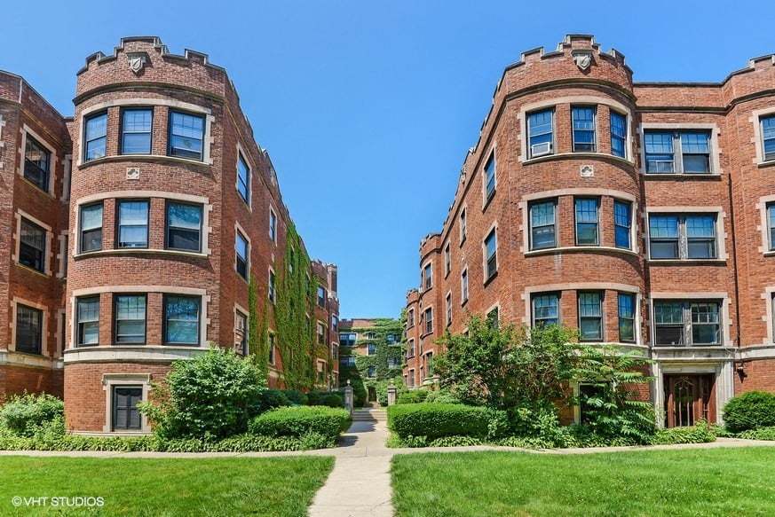 2230 Sherman Ave in Evanston, IL - Building Photo