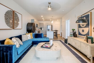 Polaris Junction in Colorado Springs, CO - Building Photo - Interior Photo