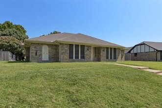 1017 Clinton Dr in Plano, TX - Building Photo - Building Photo