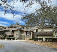 5023 Sherwood Ln, Unit A in Haines City, FL - Building Photo