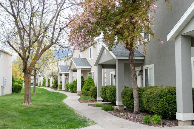 182 Penny Ln in Logan, UT - Building Photo - Building Photo