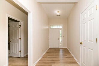 3617 Augusta Dr in Columbia, MO - Building Photo - Building Photo