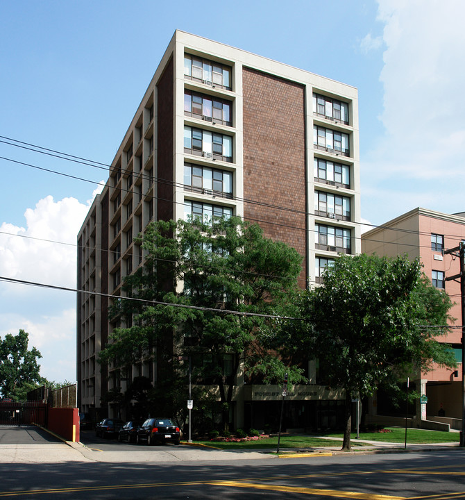 Forest Hill House in Newark, NJ - Building Photo