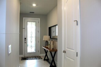 620 SE Monet Dr in Port St. Lucie, FL - Building Photo - Building Photo