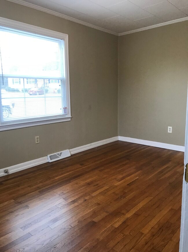 572 Old Bush River Rd, Unit Unit-B in Chapin, SC - Building Photo - Building Photo