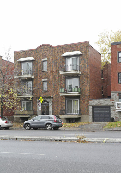 2590 Pie-IX in Montréal, QC - Building Photo