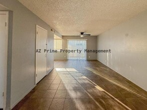 15601 N 27th St in Phoenix, AZ - Building Photo - Building Photo