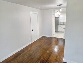 3221 NE 16th St in Oklahoma City, OK - Building Photo - Building Photo