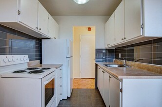 1525 Birchmount Road in Toronto, ON - Building Photo - Building Photo