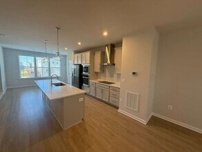 8843 Foxway Rdg Ln in Glen Allen, VA - Building Photo - Building Photo